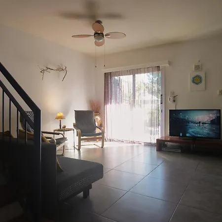 Apartment Paradise Gardens